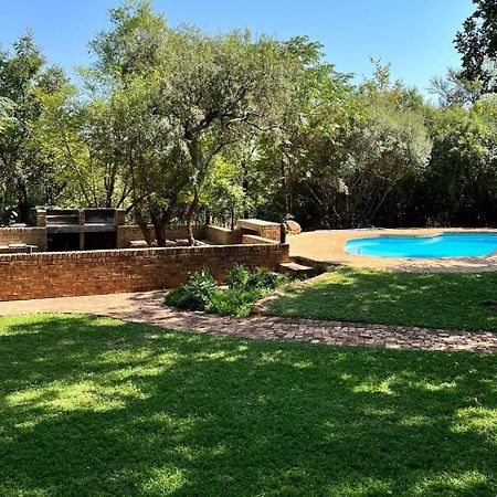Featherwood Farm & Nyala Lodge Rayton Dış mekan fotoğraf
