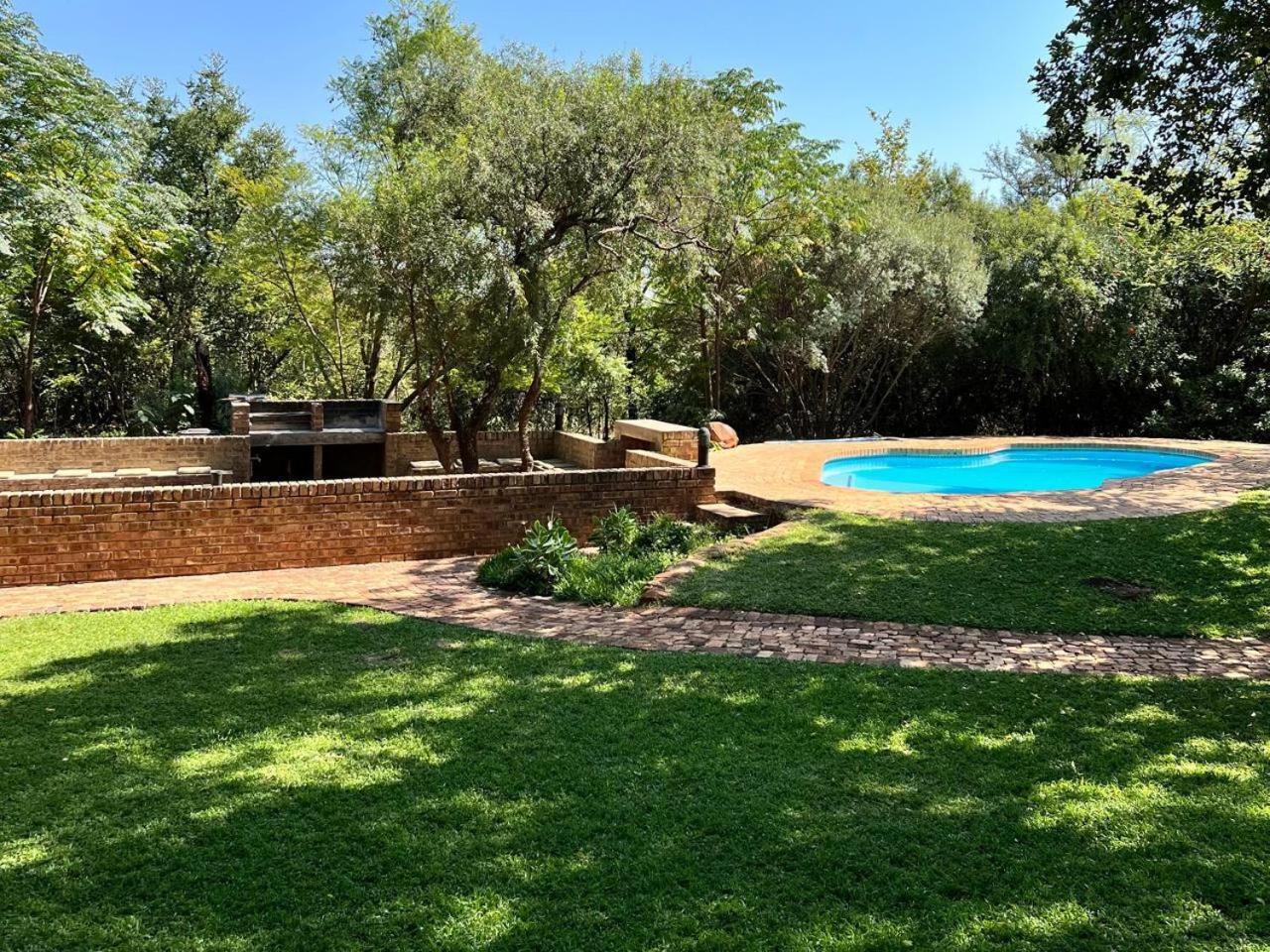 Featherwood Farm & Nyala Lodge Rayton Dış mekan fotoğraf